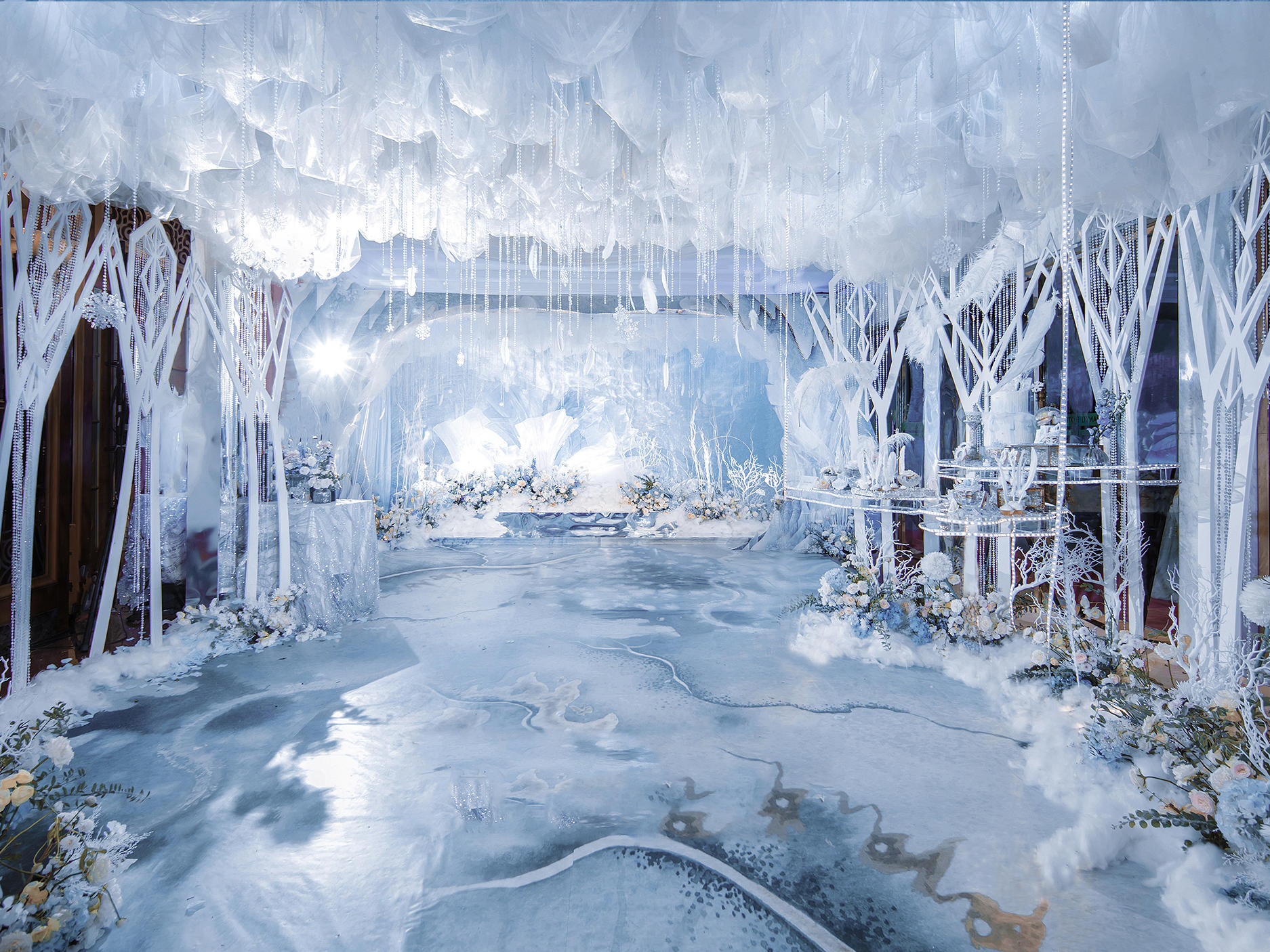 一步穿越！冰雪奇缘夏雪节全国内地首站在嘉定梦幻启幕